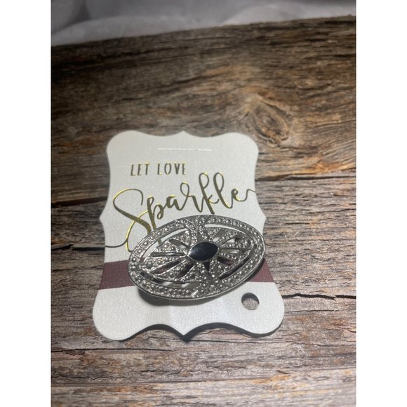 Vintage Oval Marcasite Brooch Black Onyx Center Stone 1.5” x .5” - Picture 3 of 3